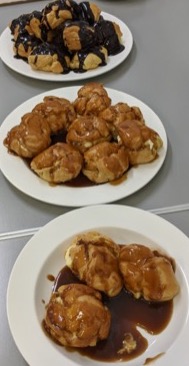 profiteroles